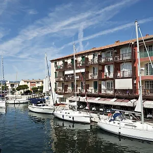 **** Aparthotel Le Suffren Francia